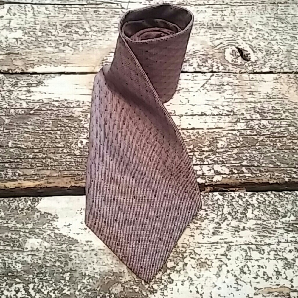 Kenneth Cole tie